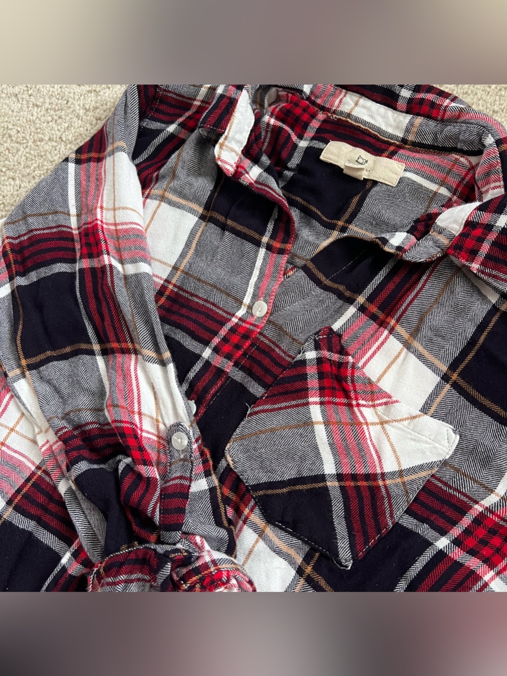 Thread & Supply Women’s M Red Navy Plaid Soft Button-Up Shirt